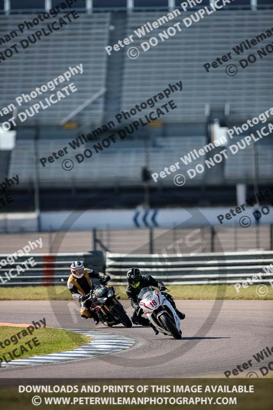 Rockingham no limits trackday;enduro digital images;event digital images;eventdigitalimages;no limits trackdays;peter wileman photography;racing digital images;rockingham raceway northamptonshire;rockingham trackday photographs;trackday digital images;trackday photos